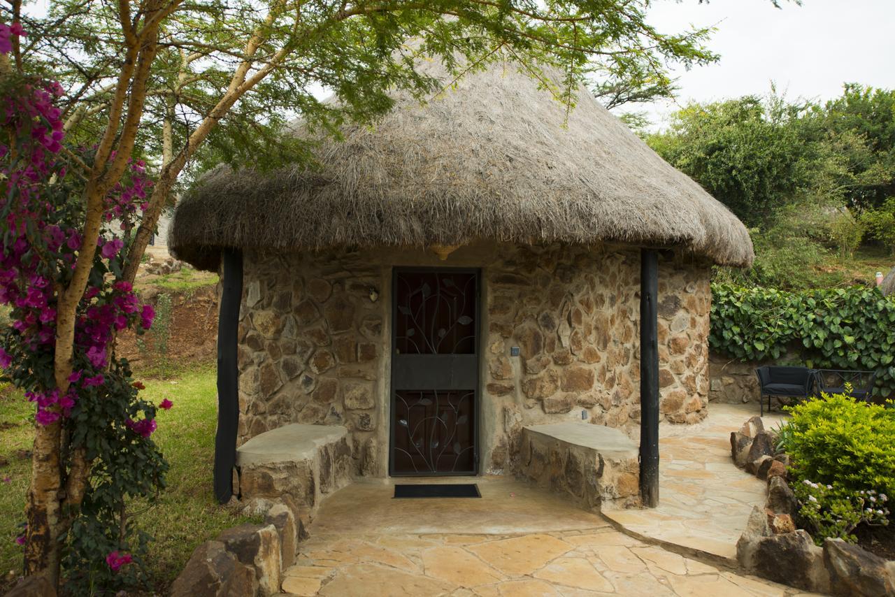 Nyati Hill Cottages ไนโรบี ภายนอก รูปภาพ
