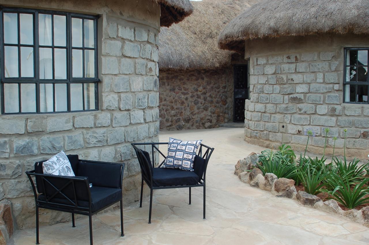 Nyati Hill Cottages ไนโรบี ภายนอก รูปภาพ