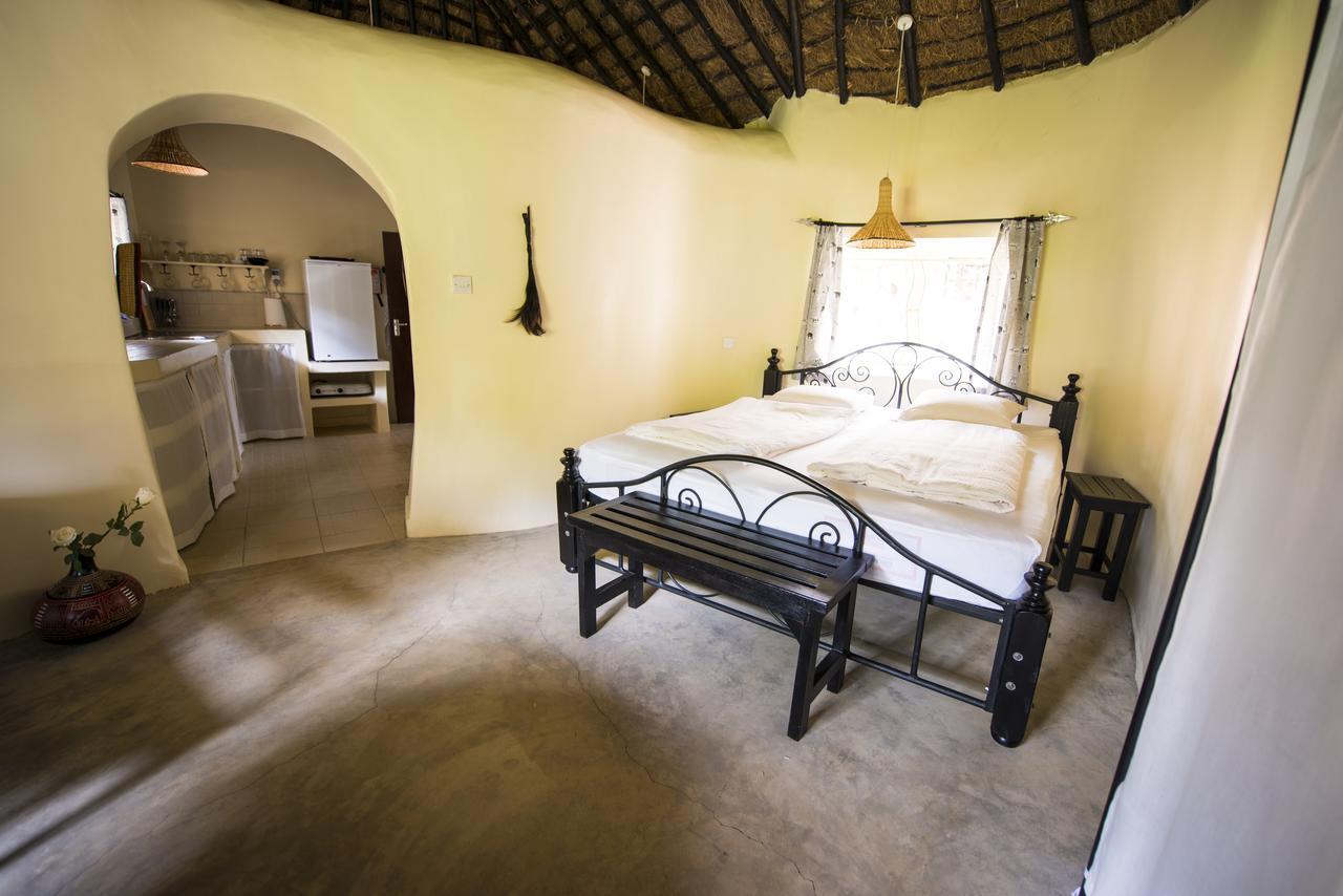 Nyati Hill Cottages ไนโรบี ภายนอก รูปภาพ