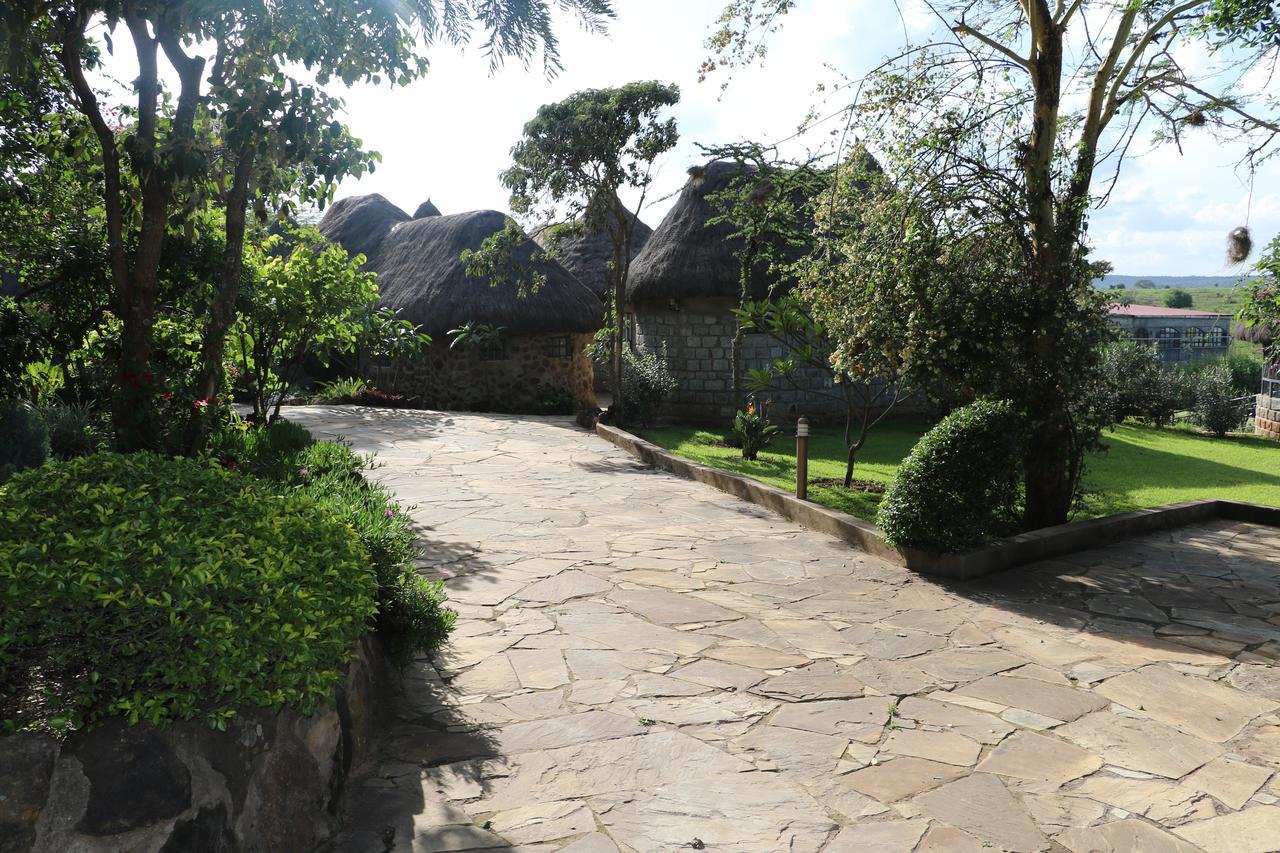 Nyati Hill Cottages ไนโรบี ภายนอก รูปภาพ